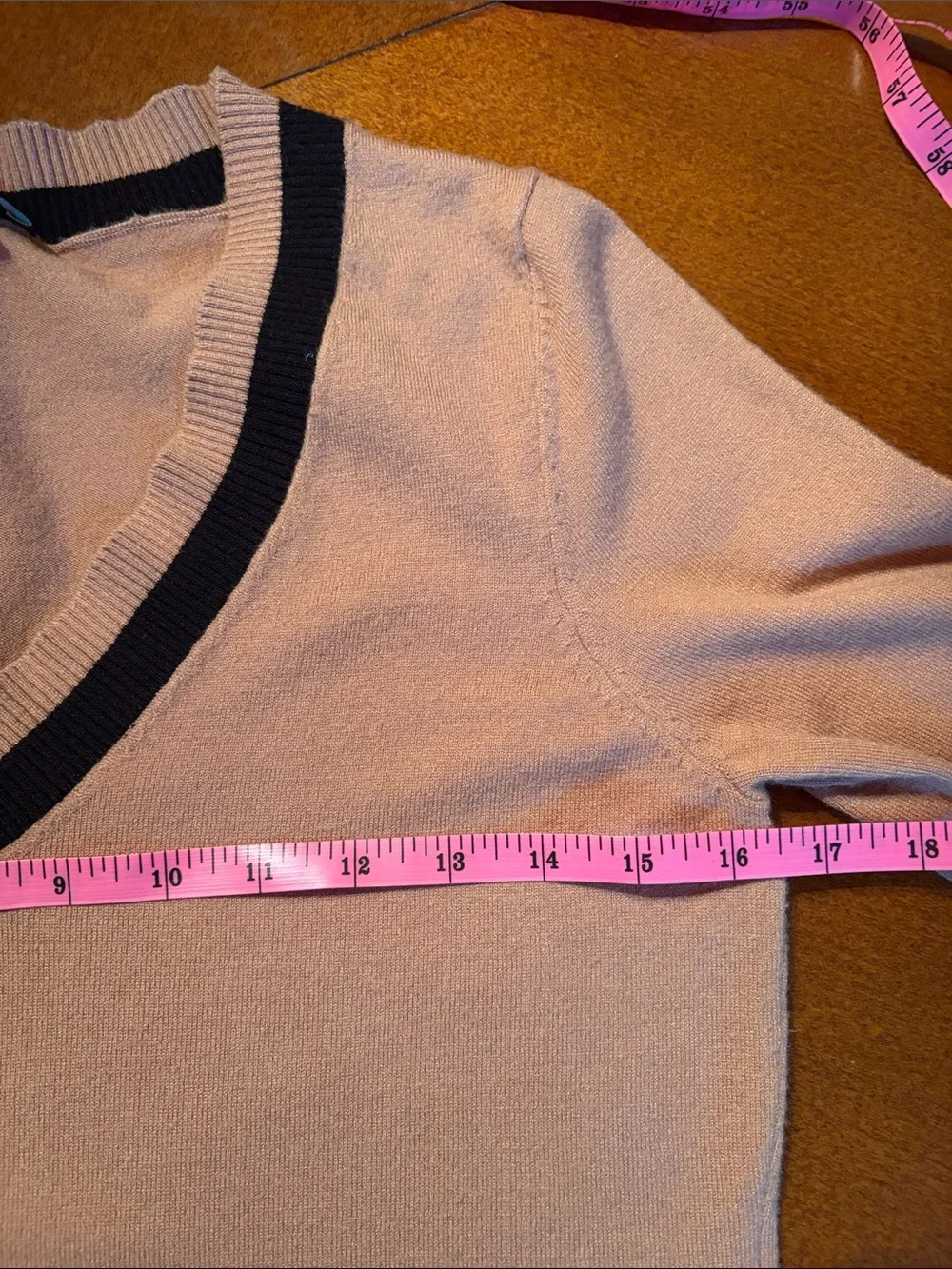 Joan Vass V-Neck Bodycon 3/4 Sleeve Knit Sweater, Medium, Light Brown Black Trim
